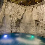 بوينغ إيكو فندق